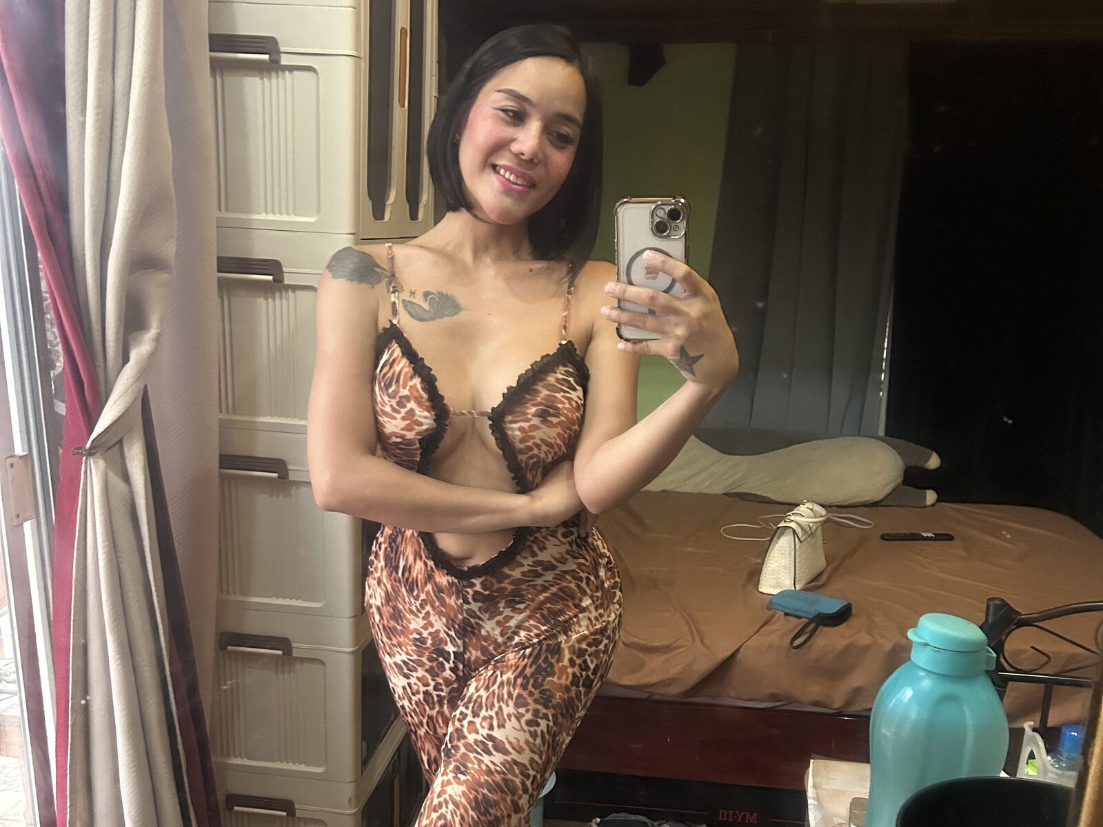 Lady Lee low quality
