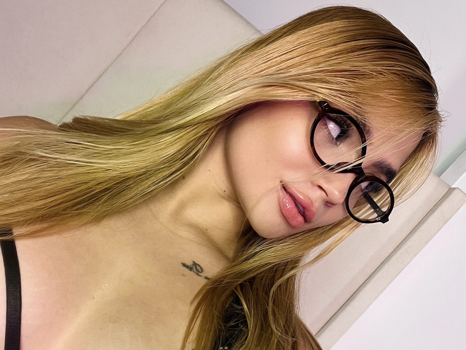 Sofi Glow low quality