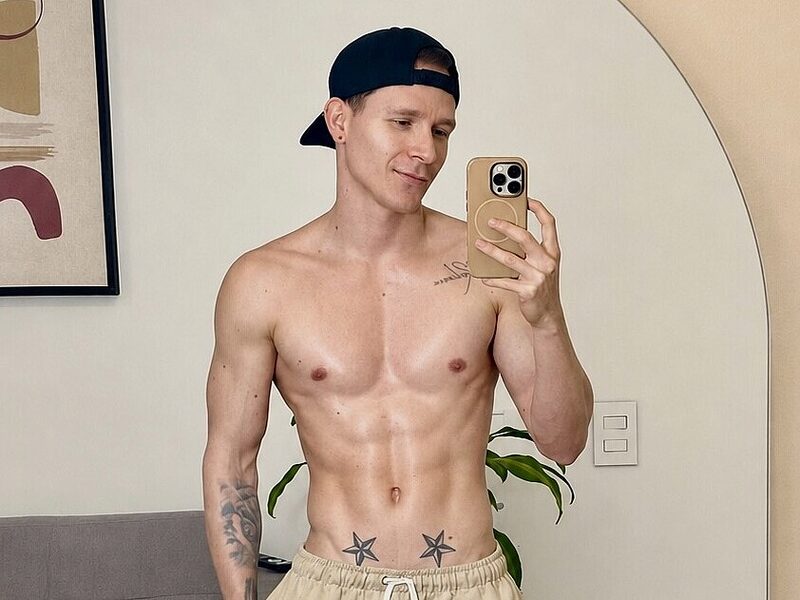 Luca Sterling
