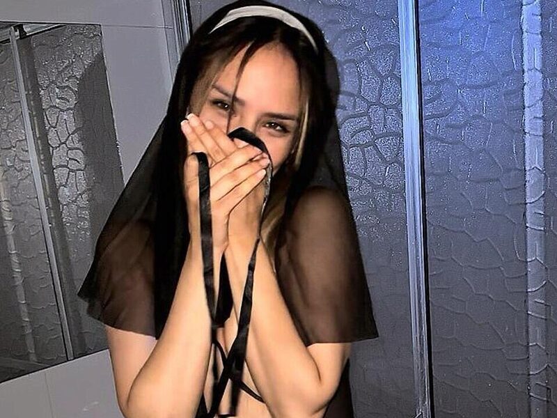 Mariana Smiith low quality