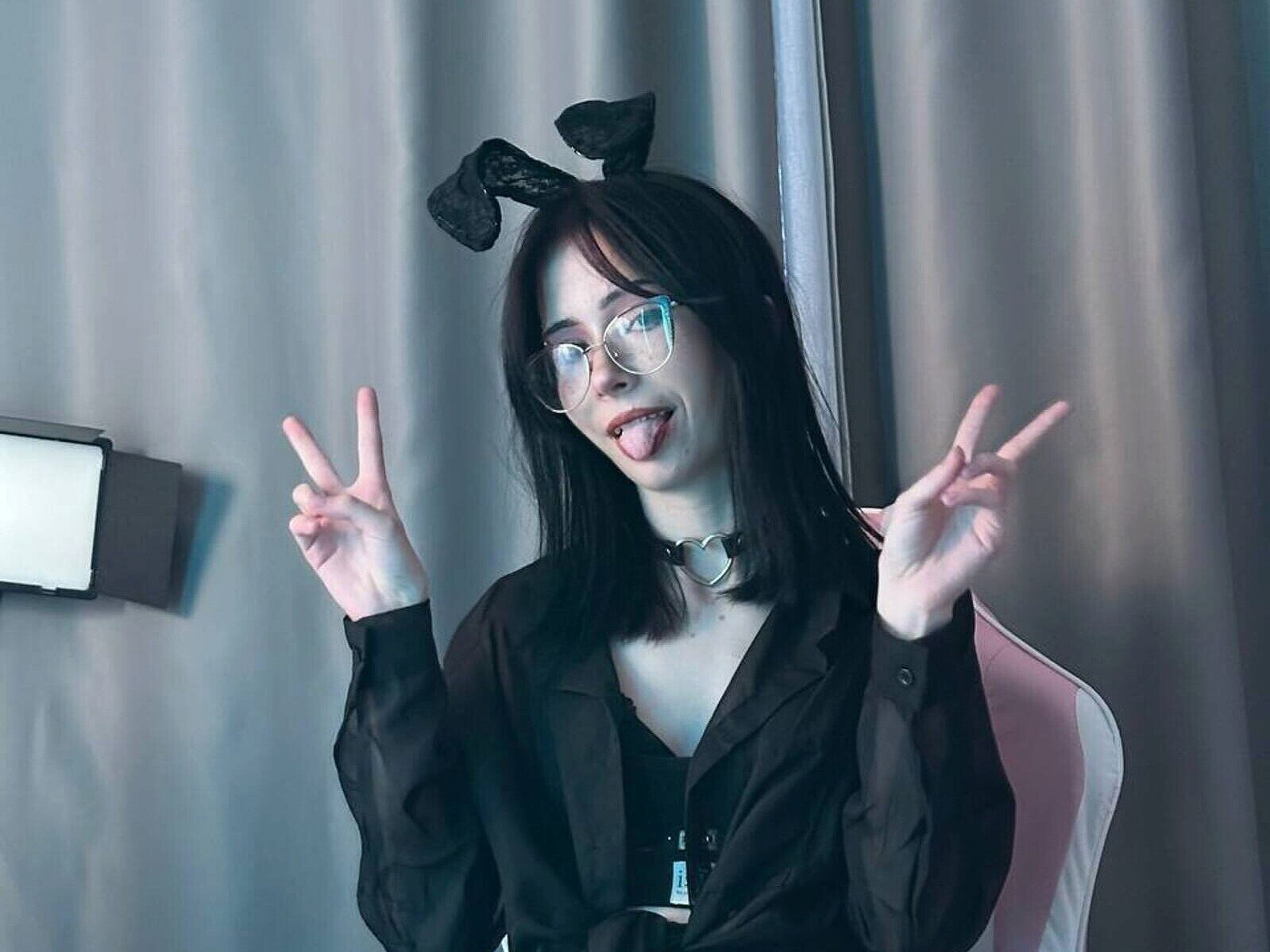 Margo Lo low quality