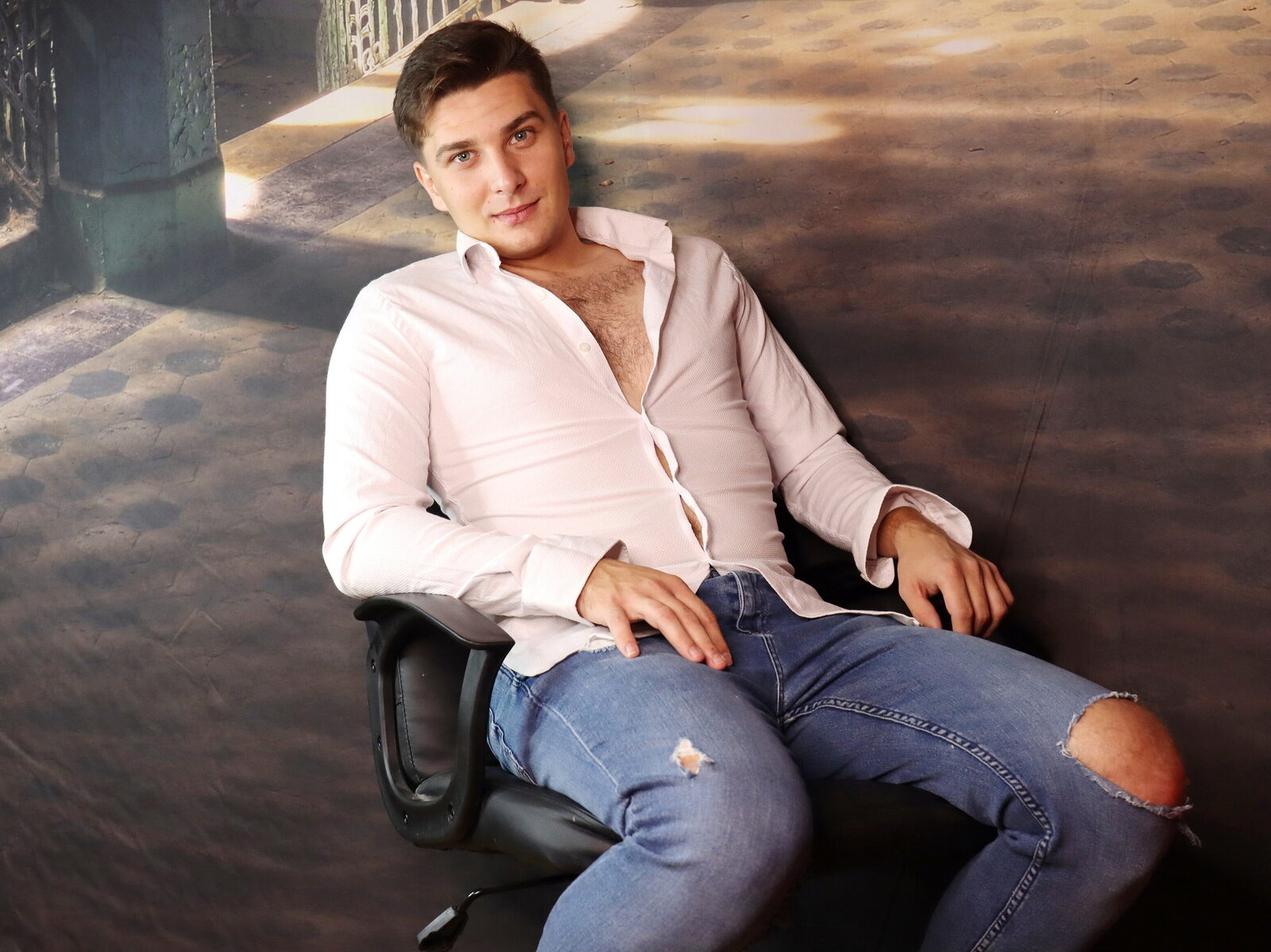 Hugo Julian low quality
