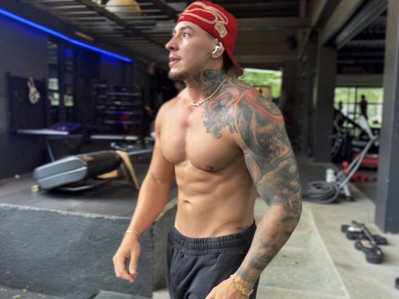 Sean Momoa low quality