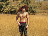 Aurelio Strong