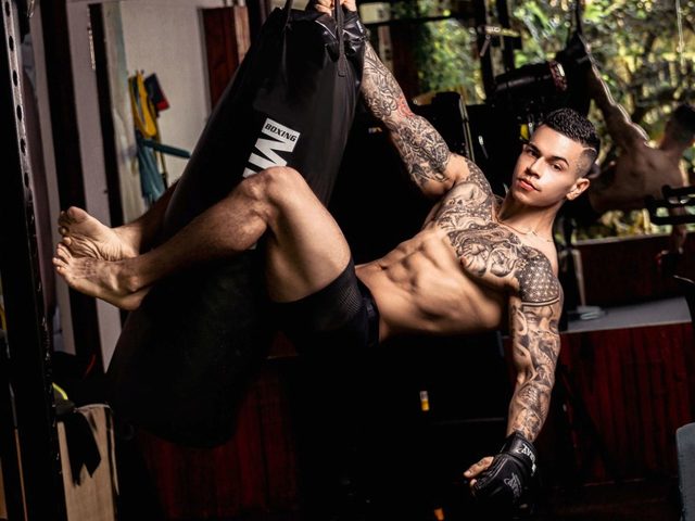 Aron Dark
