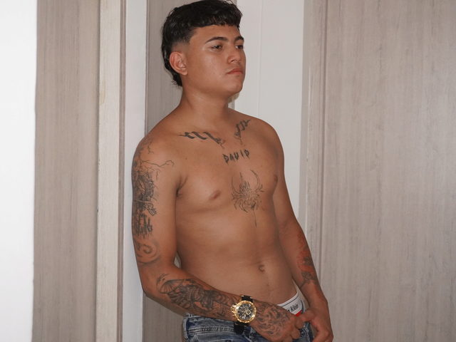 Noah Lauren