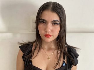 Anny Esther
