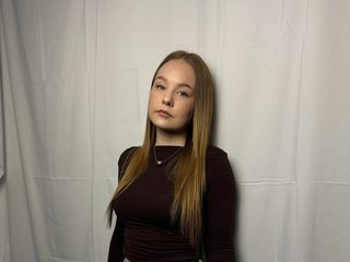 Ashley Henleyf