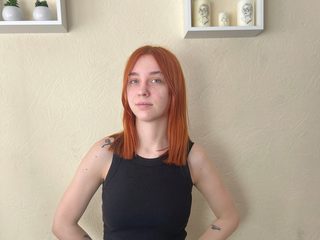 Lora Cubittv