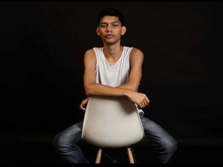 Brayan Leon