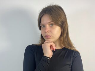 Leonie Dumond
