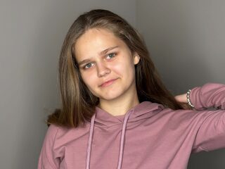 Raina Gustin