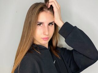 Detra Hickert