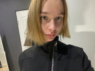 Laura Ternasky