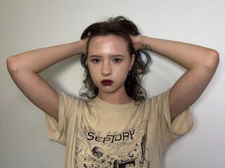 Jacqui Hug