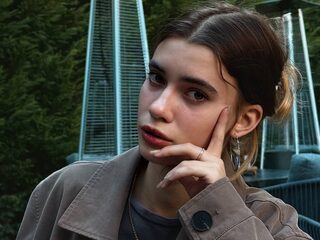 Annelle Reynaga