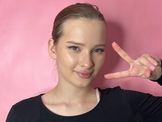 Daphne Martz