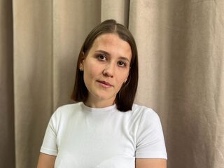 Lorilee Clara