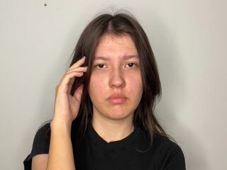 Latonya Zammiello