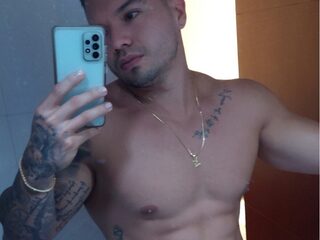 Mickey Lyon