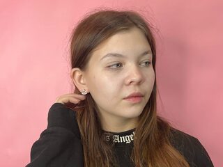 Serina Brad