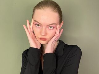 Alison Thaman