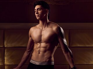 Oliver Bennet