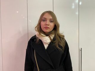 Kira Pirce