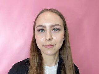 Natosha Kinsland