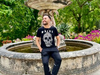 Nolan Nastee
