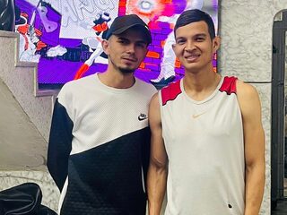 Elias & Kenn