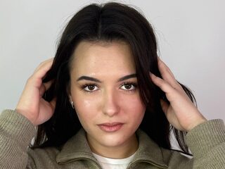 Lucrecia Camcam