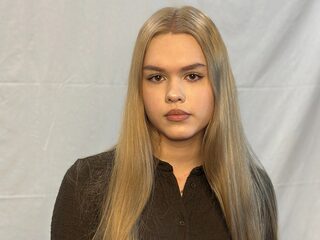 Natalya Macqueen