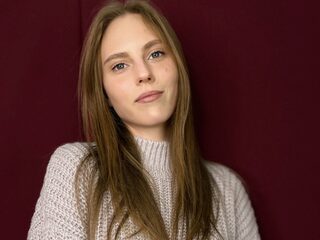 Lenna Mojarro