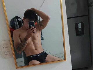 Eross Thorne