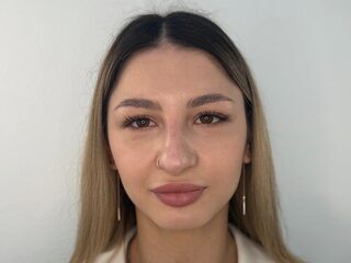 Zena Raviele