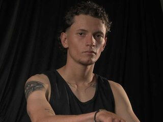 Robb Gil