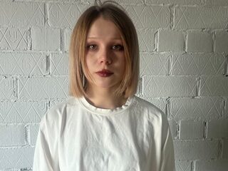 Zora Loadholt