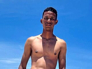 Maizon Une