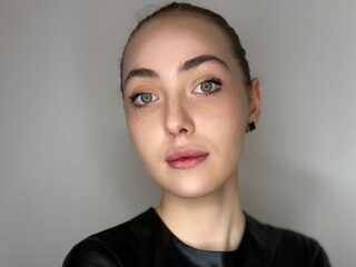 Alison Neuzil