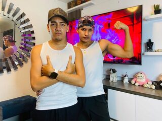 Stiven & Raymond