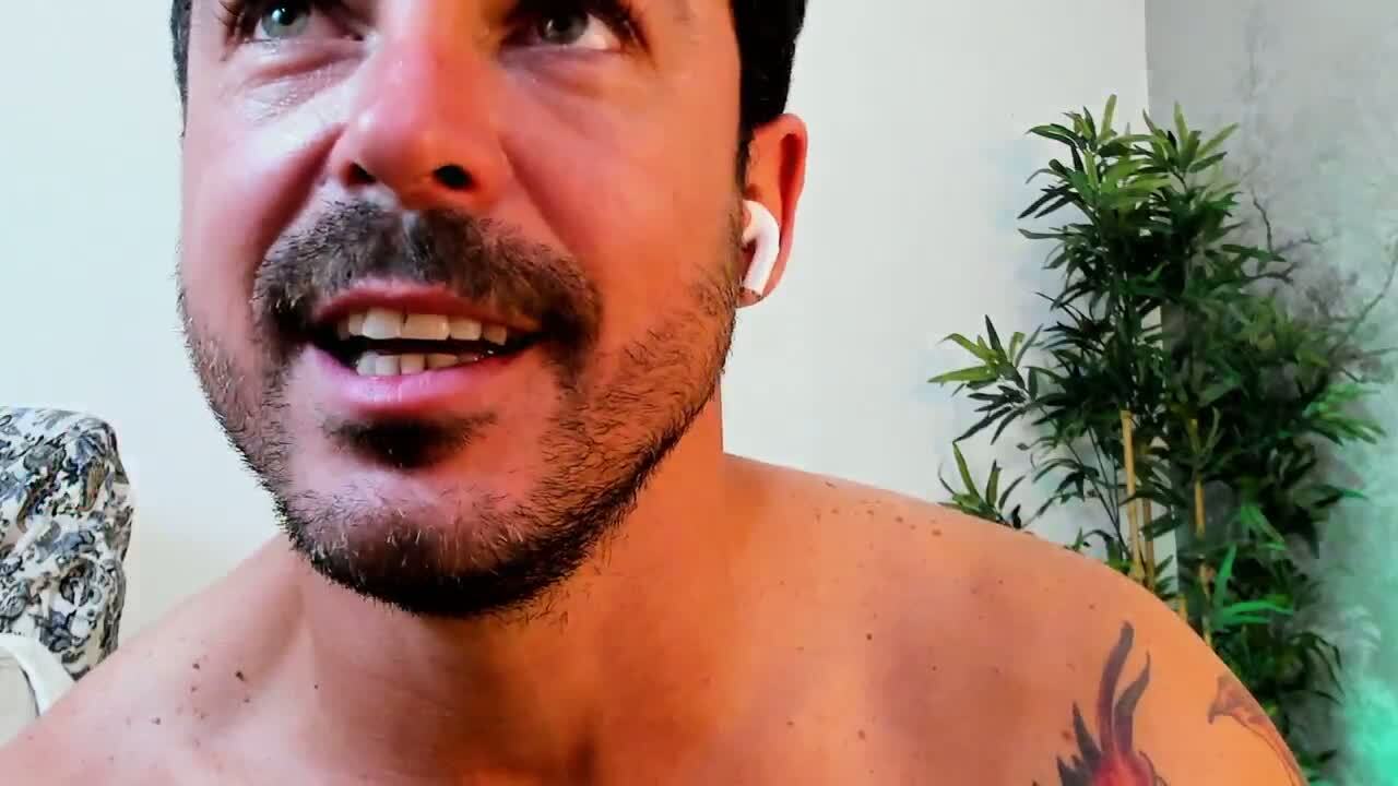 Adams Sanz Private Webcam Show