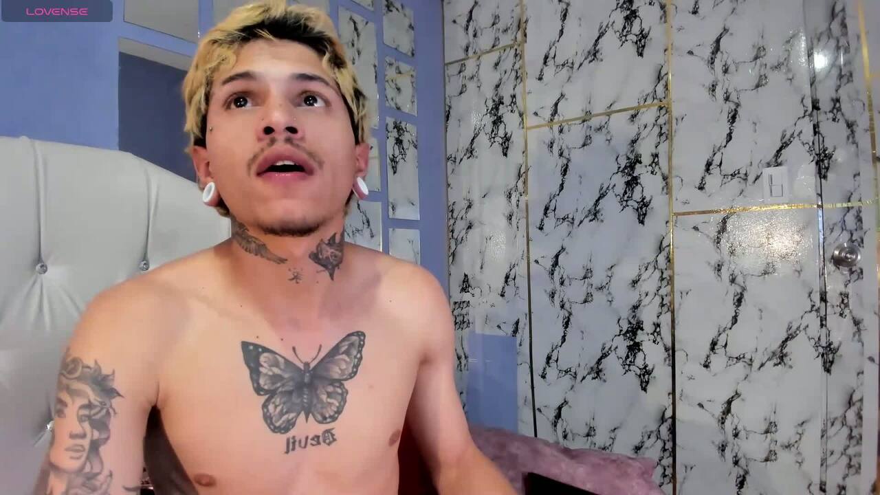 Valentino Knox Private Webcam Show