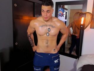 Candy Boys - Watch Nude Boys On Live Gay Cam Shows