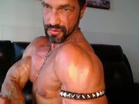 Muscle, Feet and Trash Talk